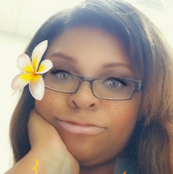 Teacher-Posh Ambassador.. Miss Rubie - Picture 5 of 6